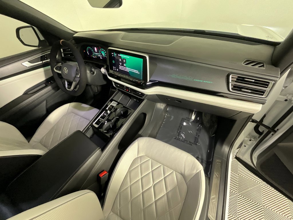 Used 2024 Volkswagen Atlas Cross Sport SEL Premium R-Line image 20