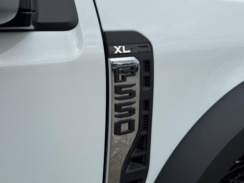 New 2026 Ford F550 XL 4WD Reg Cab CA image 6