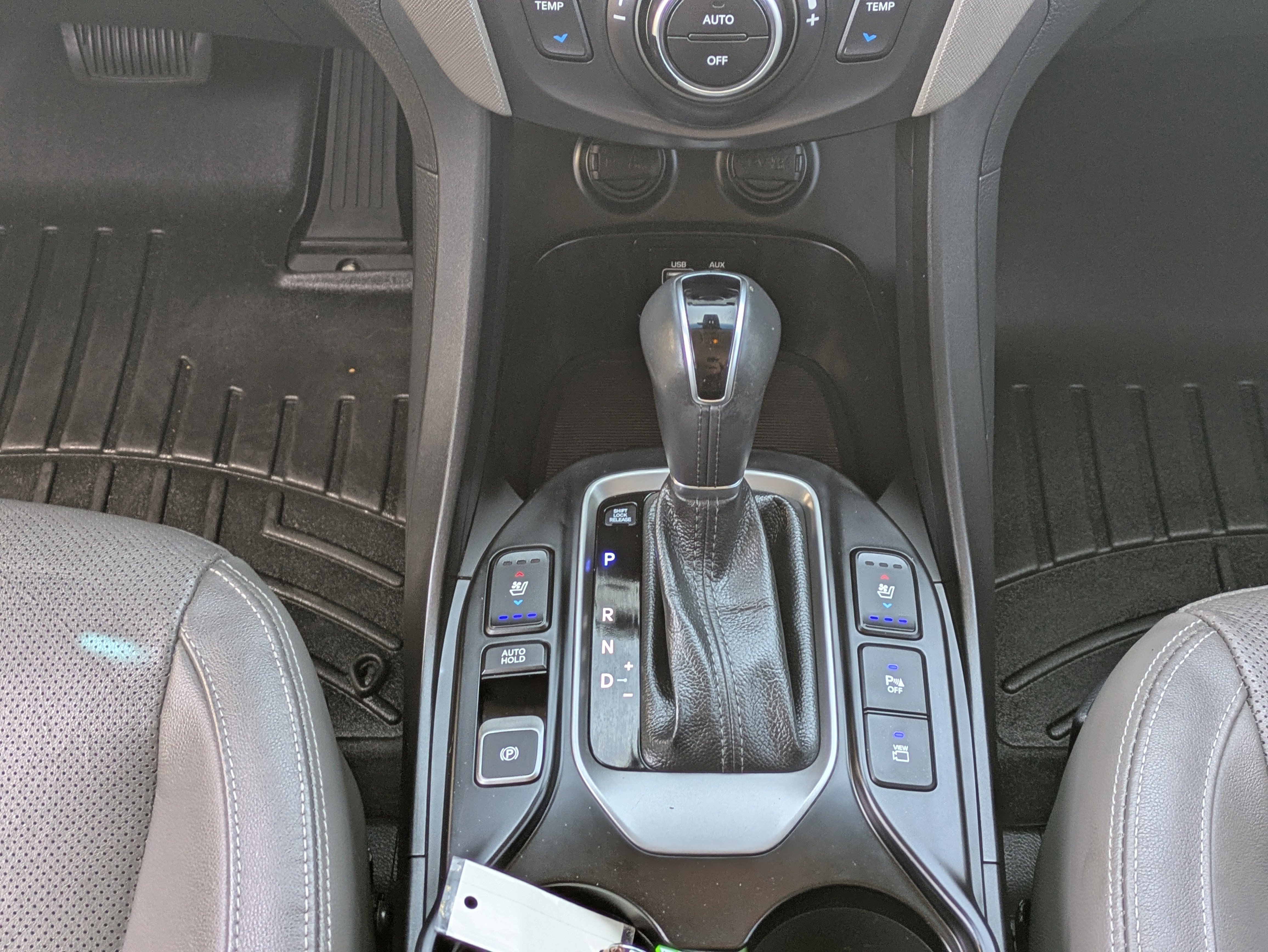 Used 2018 Hyundai Santa Fe Limited FWD image 21