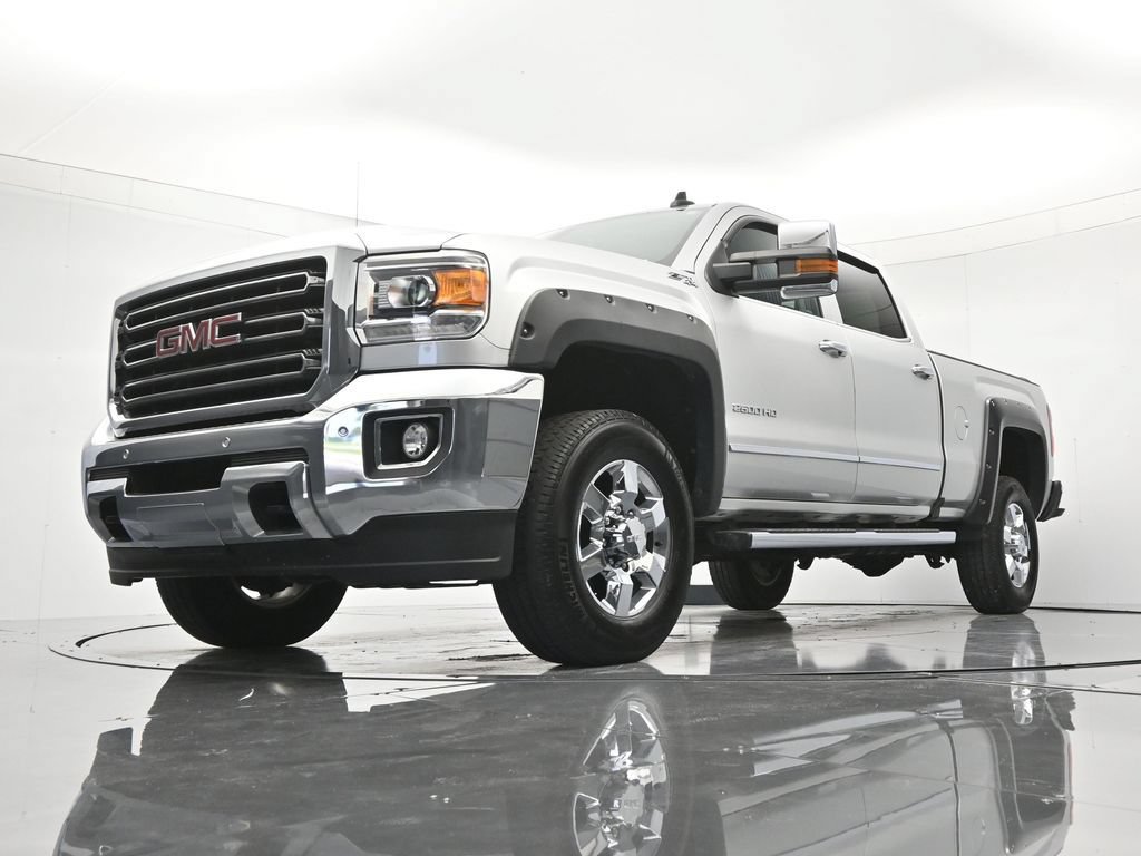 Used 2017 GMC Sierra 2500 SLT w/ Driver Alert Package AWD/4WD image 36