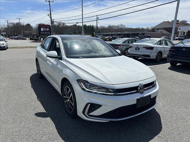 New 2025 Volkswagen Jetta SE FWD image 8