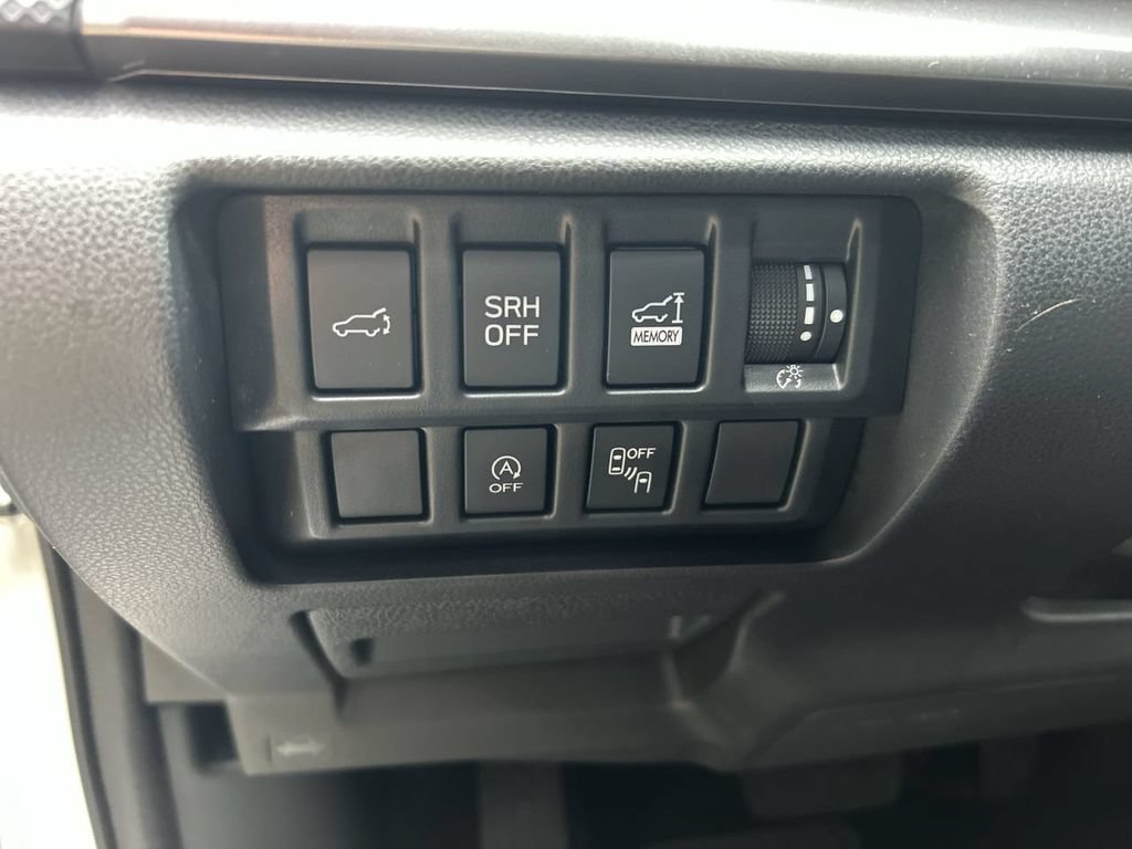 Certified 2023 Subaru Forester Premium AWD/4WD image 17