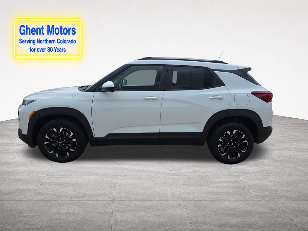 Used 2022 Chevrolet TrailBlazer LT AWD/4WD image 2