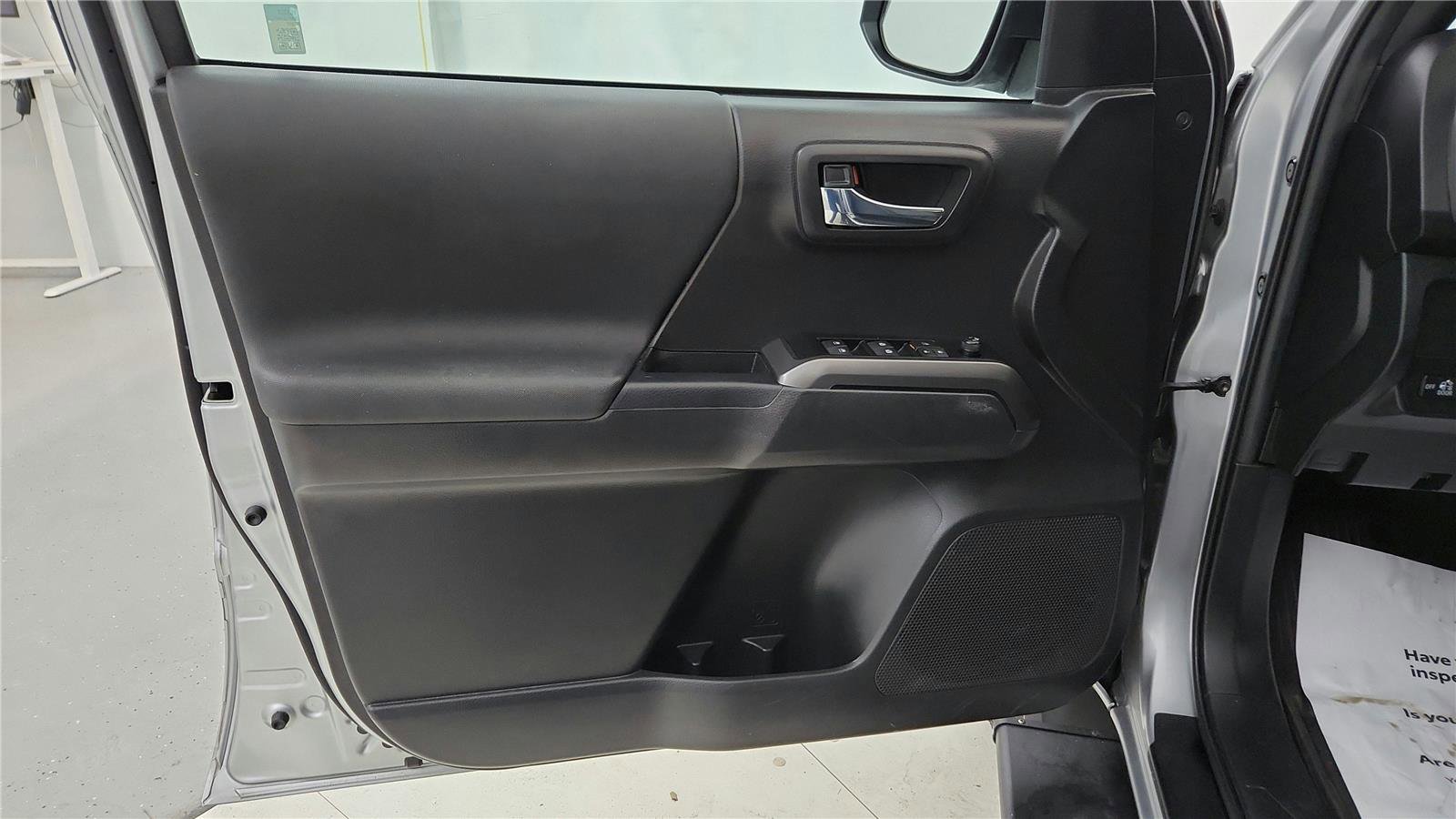 Certified 2023 Toyota Tacoma TRD Off-Road image 22