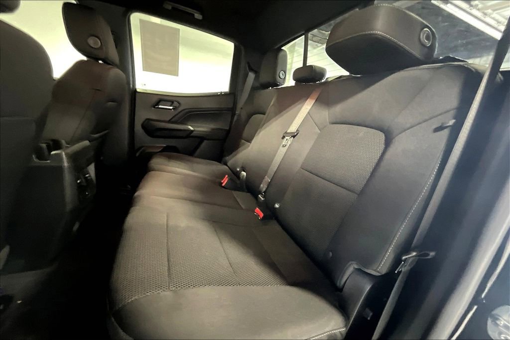 Used 2024 Chevrolet Colorado LT w/ LT Convenience Package II image 35