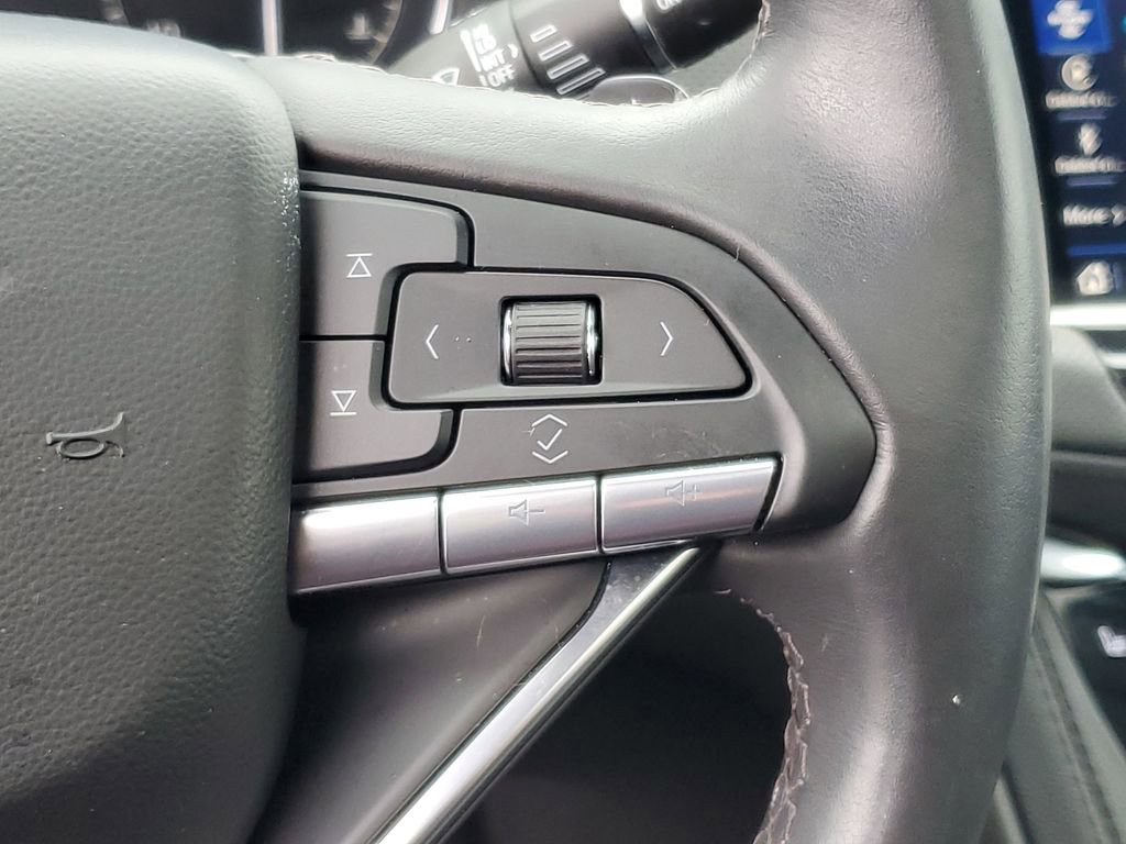 Used 2024 Cadillac XT6 Luxury AWD/4WD image 13