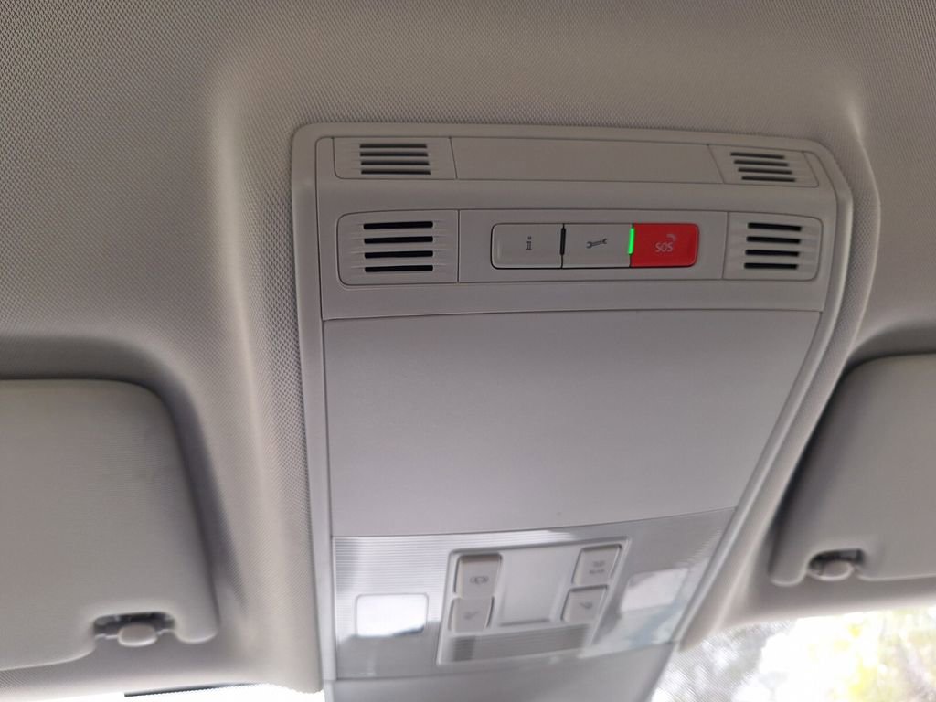 New 2026 Volkswagen Taos S image 17