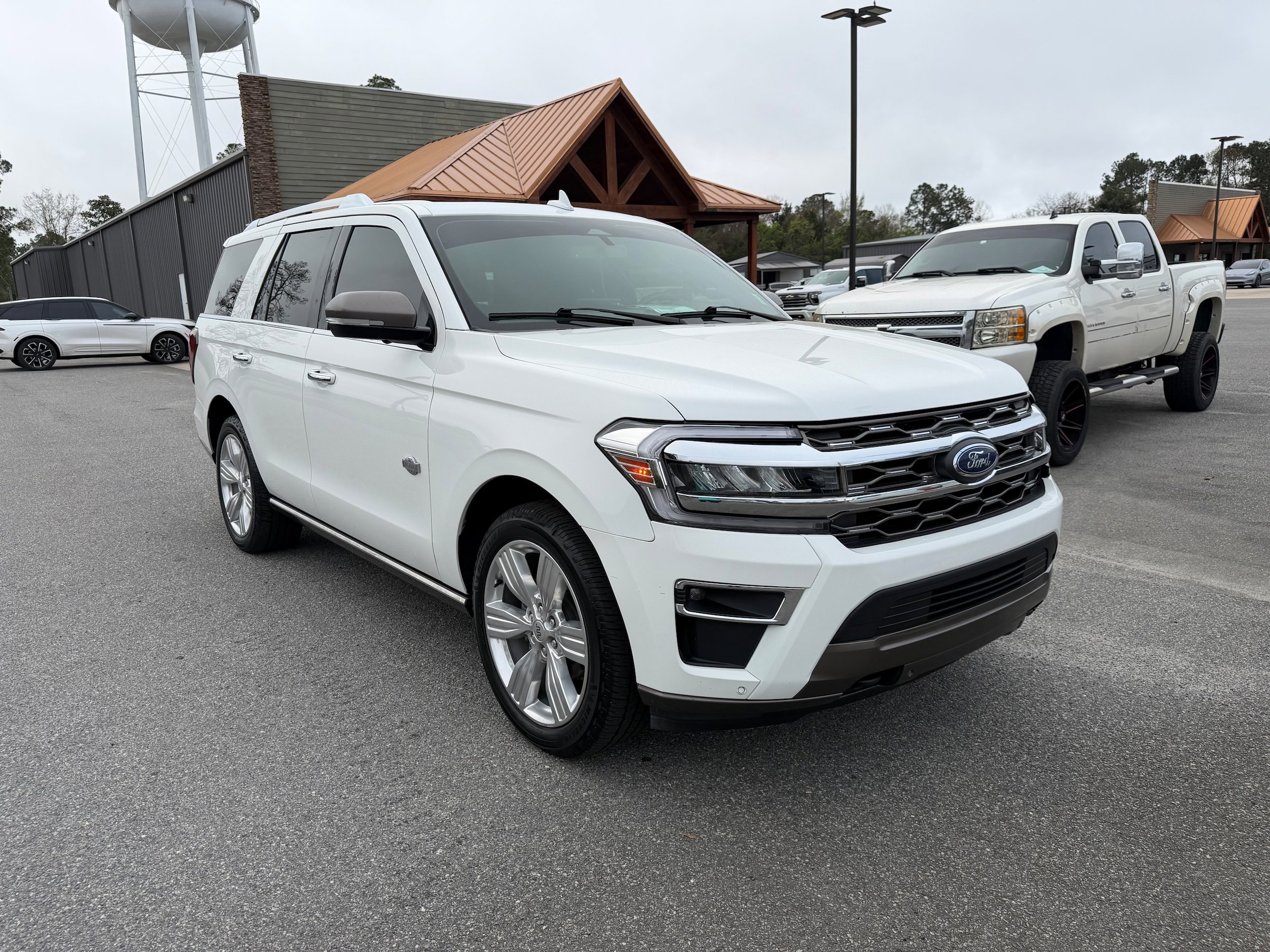 Used 2022 Ford Expedition King Ranch image 3