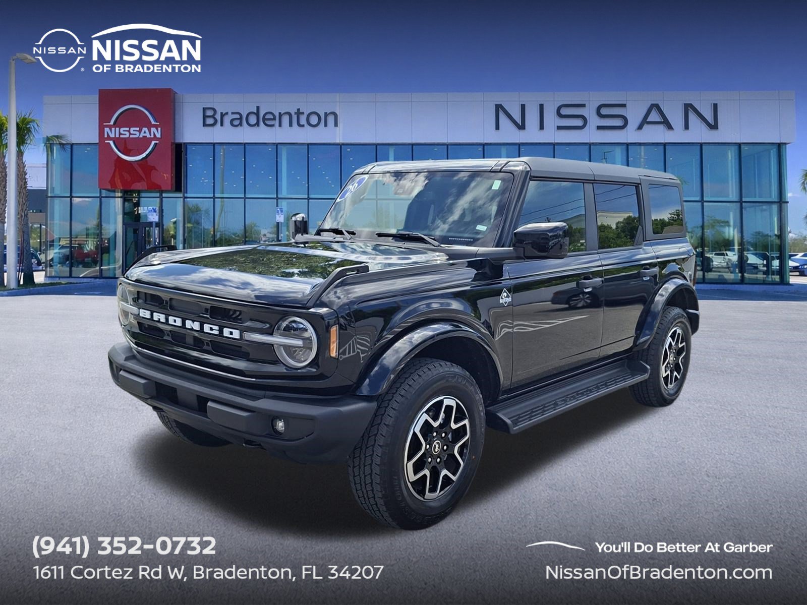 Used 2026 Ford Bronco Outer Banks AWD/4WD image 1