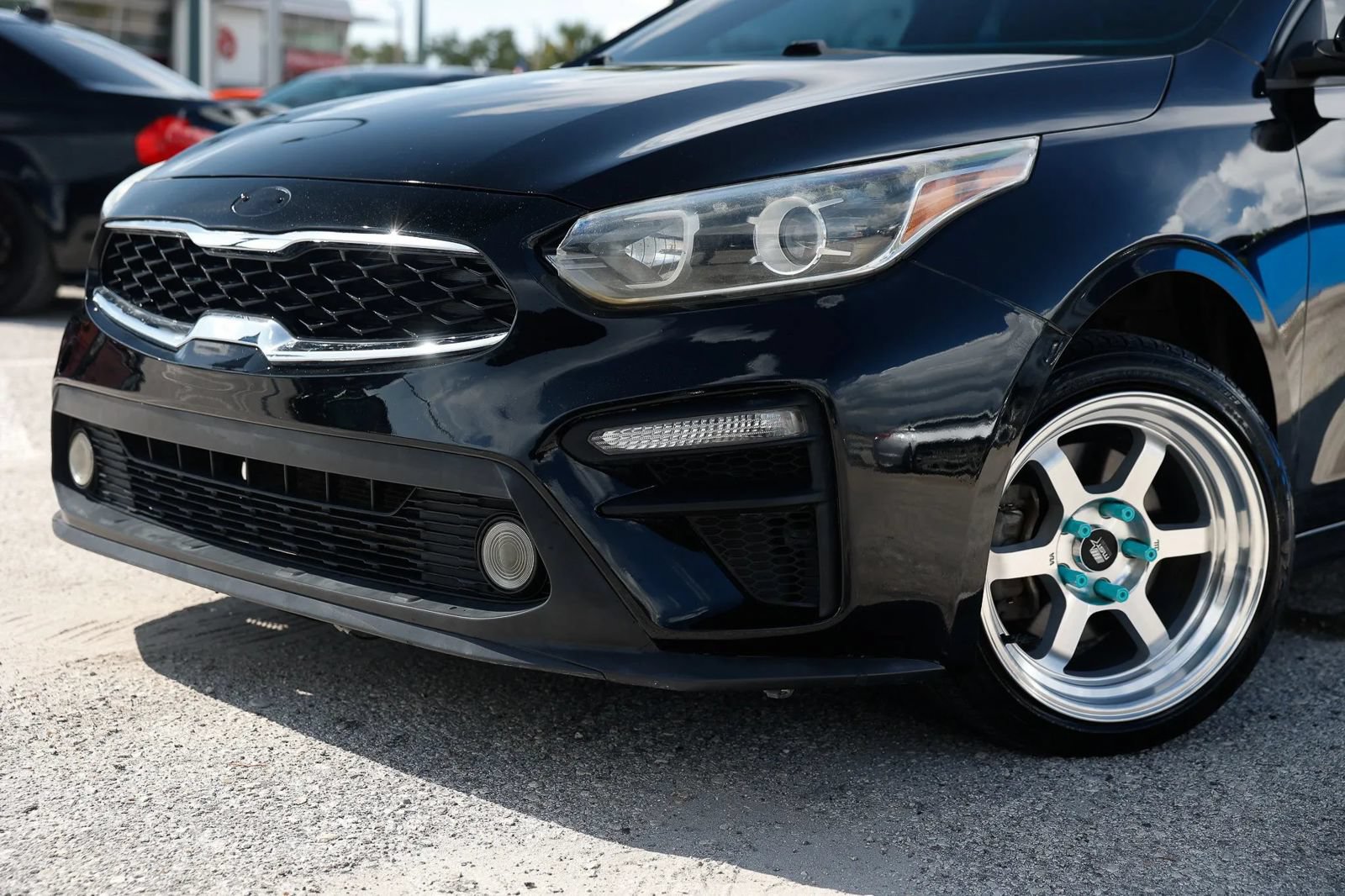 Used 2019 Kia Forte Sedan FWD image 2