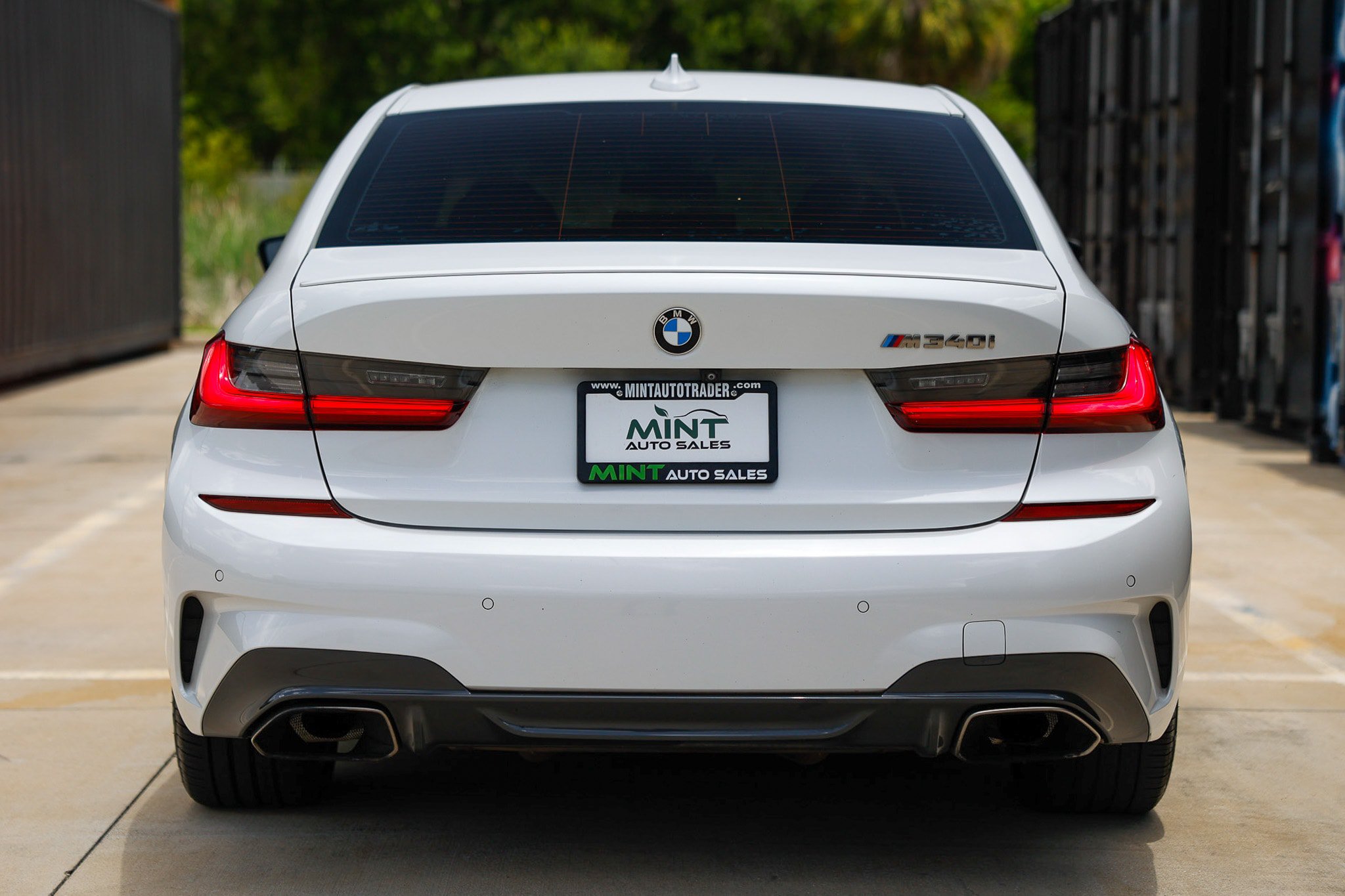 Used 2021 BMW M340i RWD image 11