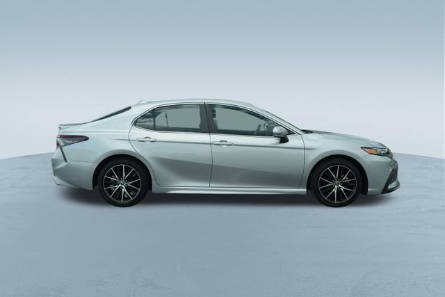 Used 2023 Toyota Camry SE FWD image 10