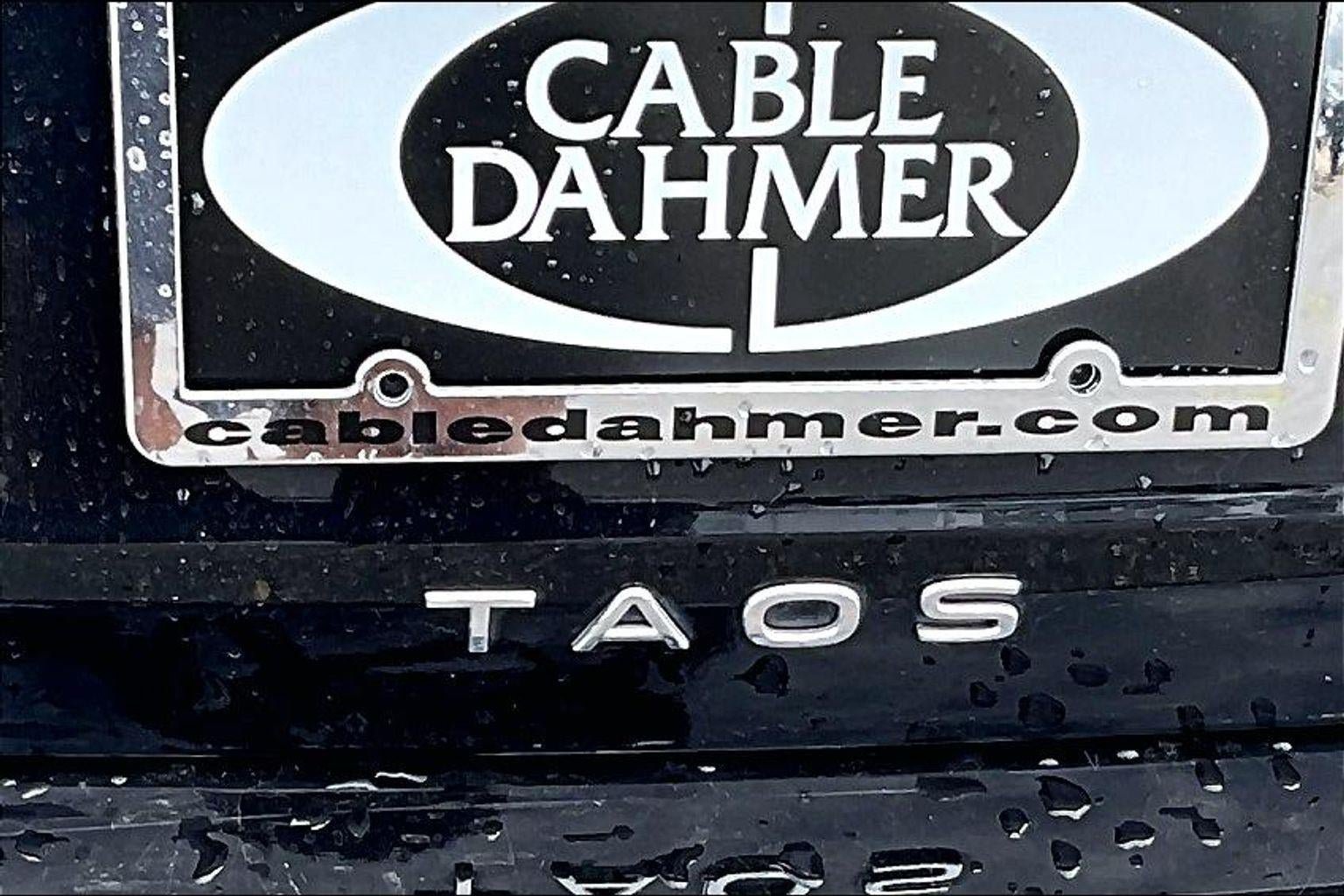 Used 2023 Volkswagen Taos SE AWD/4WD image 32