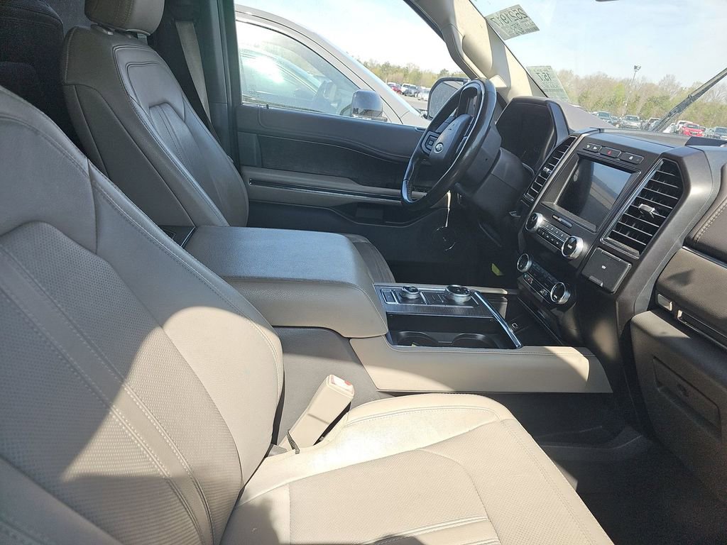 Used 2019 Ford Expedition Limited image 5