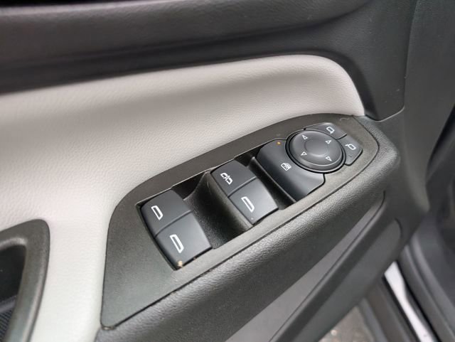 Used 2023 Chevrolet Equinox LS w/ LS Convenience Package image 15