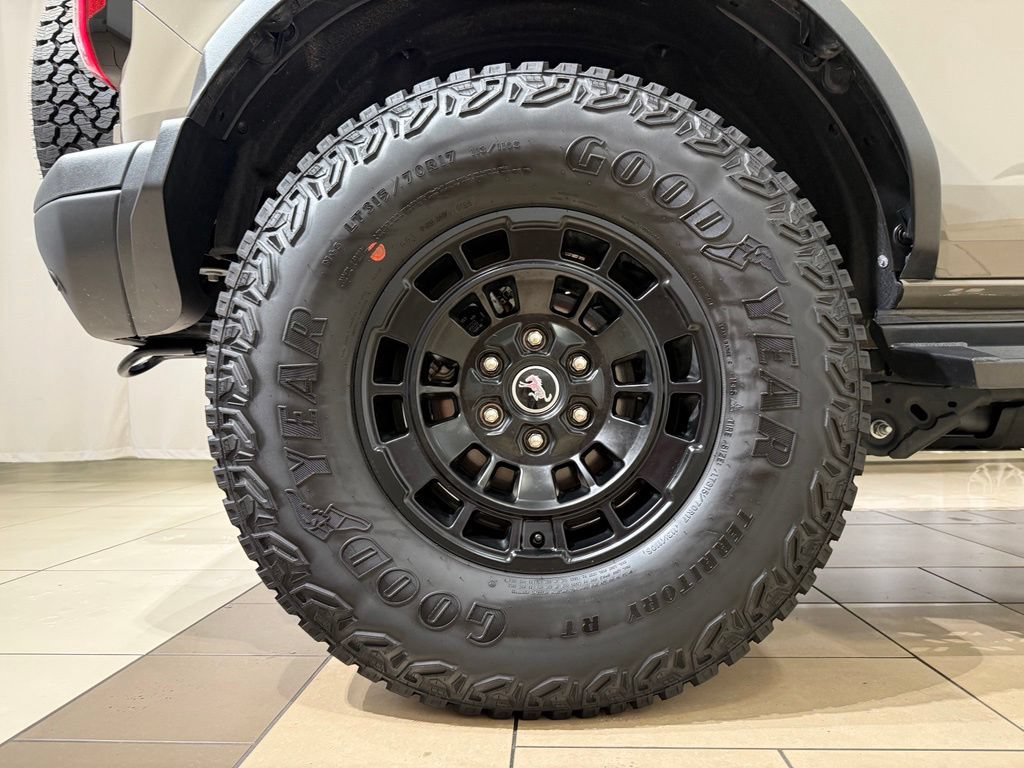 Used 2026 Ford Bronco Badlands AWD/4WD image 9