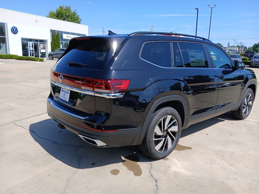 New 2026 Volkswagen Atlas SE FWD image 7
