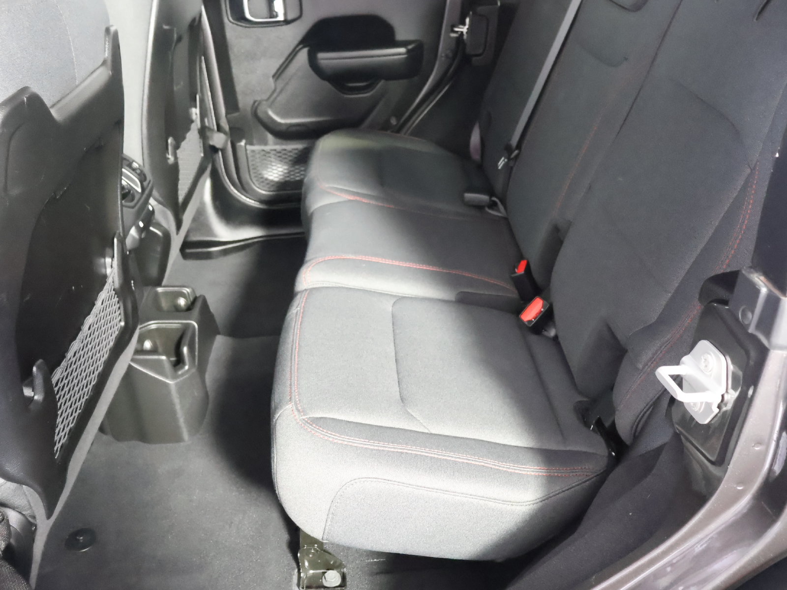Used 2025 Jeep Wrangler Unlimited Rubicon AWD/4WD image 46