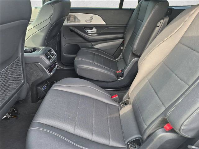 Used 2025 Mercedes-Benz GLS 450 4MATIC image 20