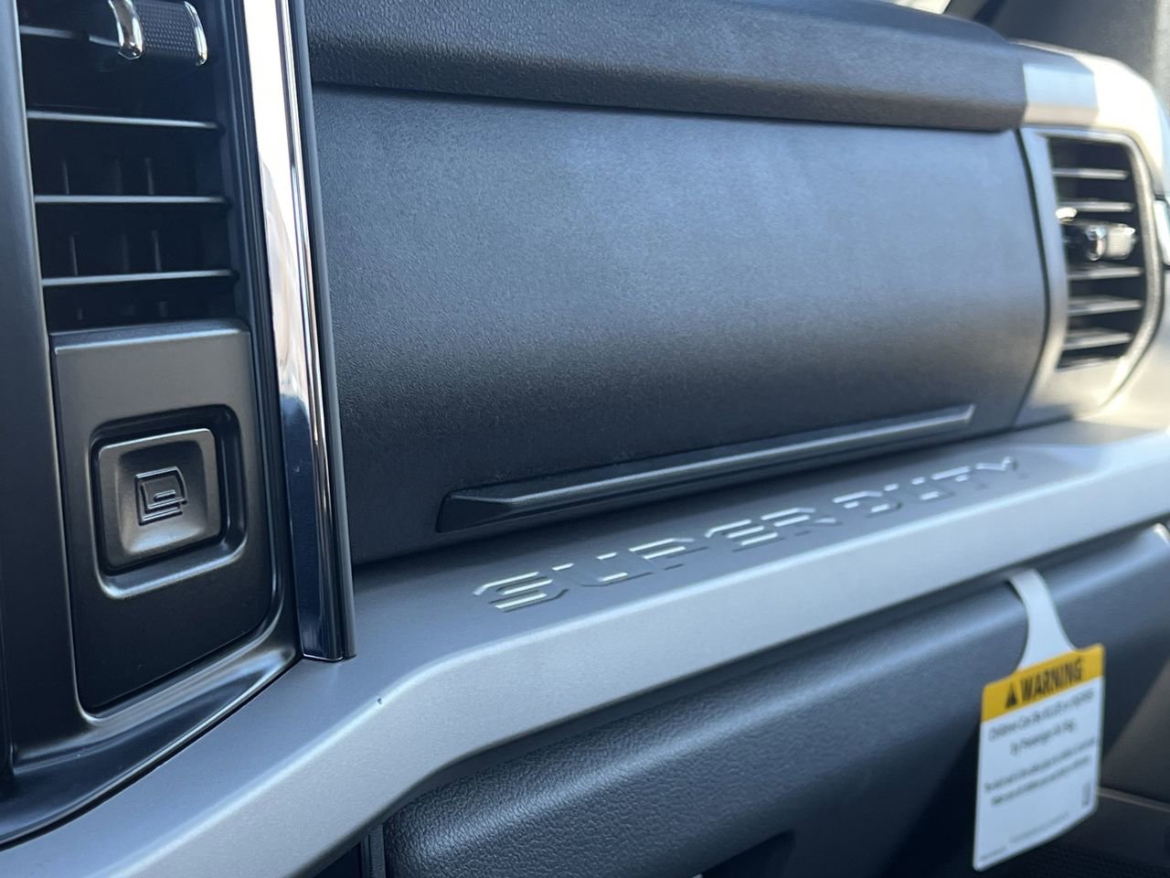 New 2026 Ford F250 XLT w/ XLT Premium Package image 10