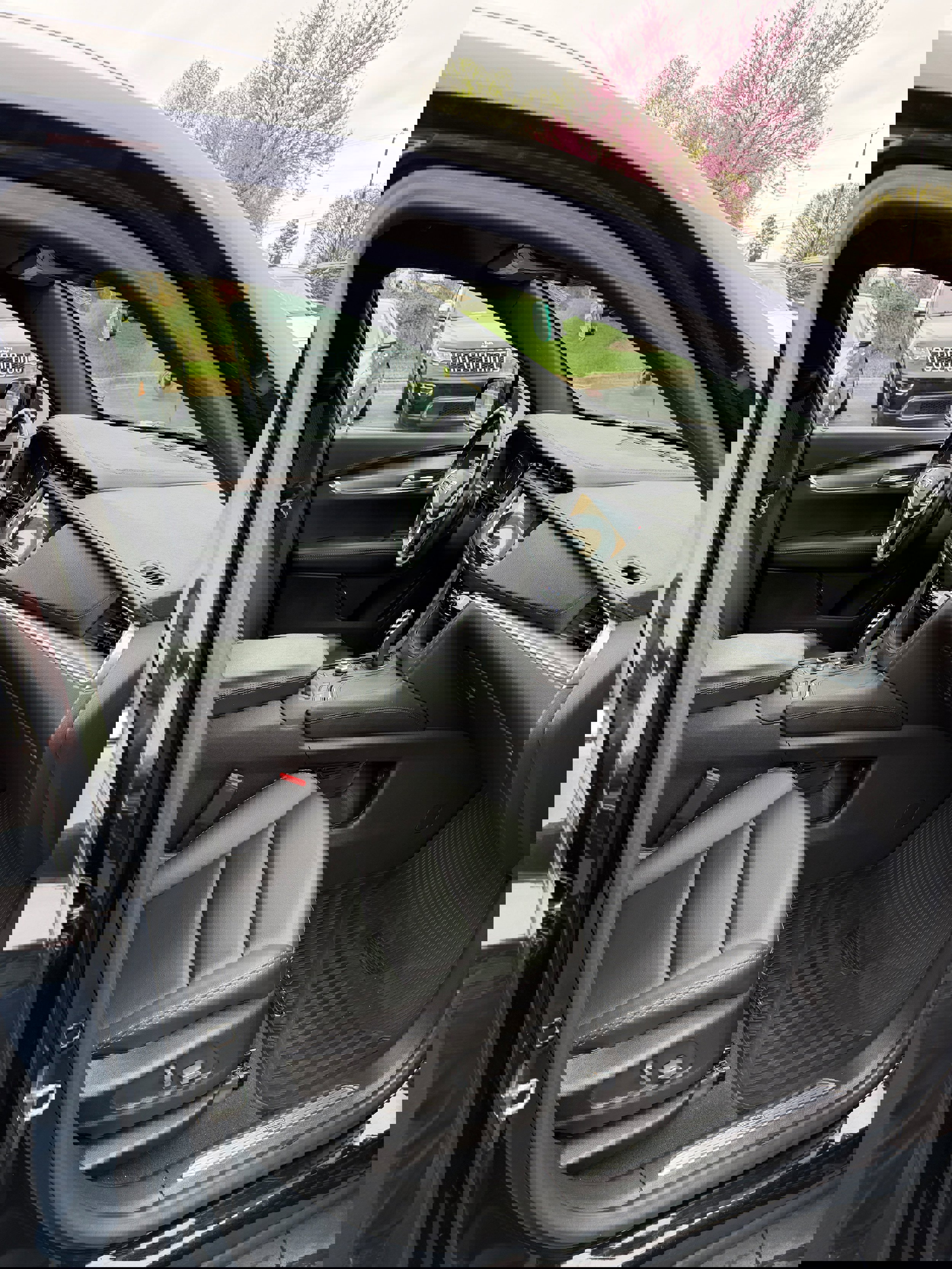 Used 2022 Cadillac XT5 Luxury w/ LPO, ONYX Package image 14