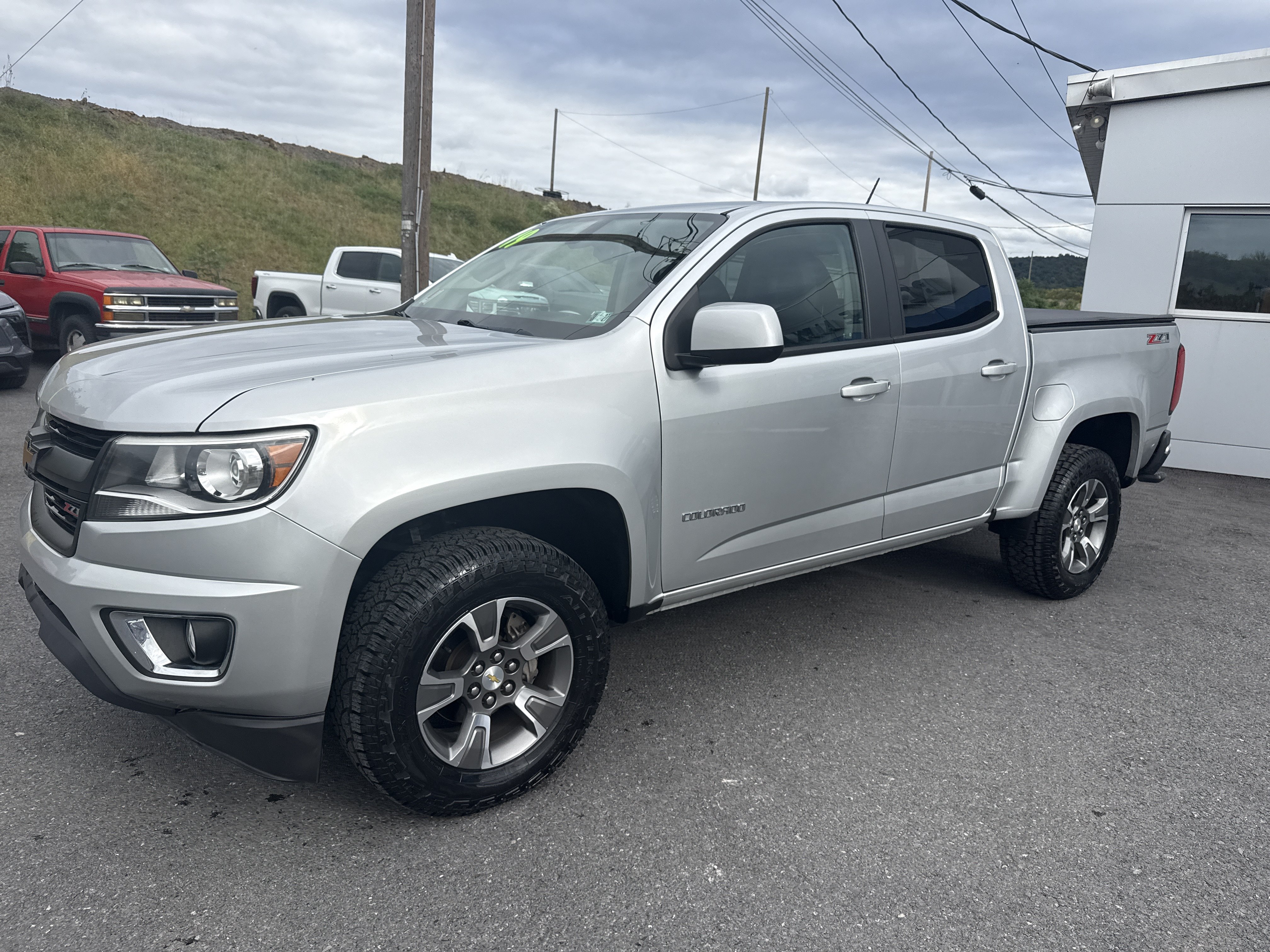 Used 2019 Chevrolet Colorado Z71 AWD/4WD image 7