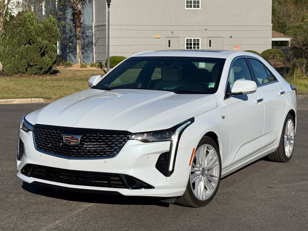 Used 2026 Cadillac CT4 Premium Luxury RWD image 2