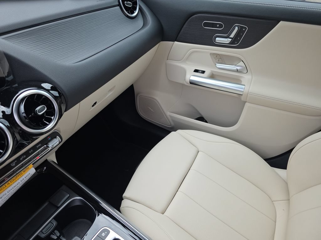 New 2026 Mercedes-Benz GLA 250 4MATIC image 18
