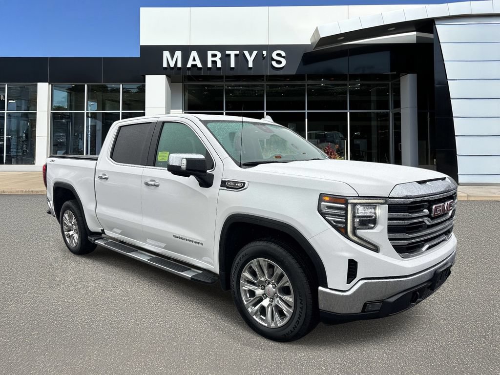 Used 2022 GMC Sierra 1500 SLT AWD/4WD image 1