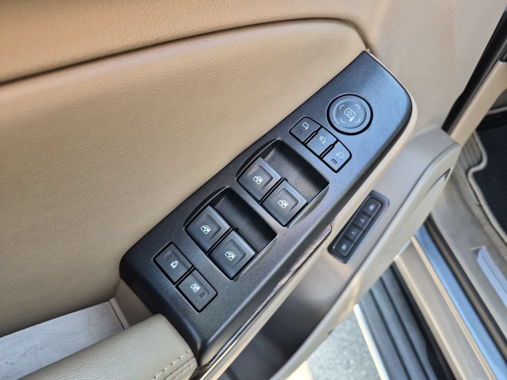 Used 2019 GMC Yukon XL SLT w/ Open Road Package RWD image 22
