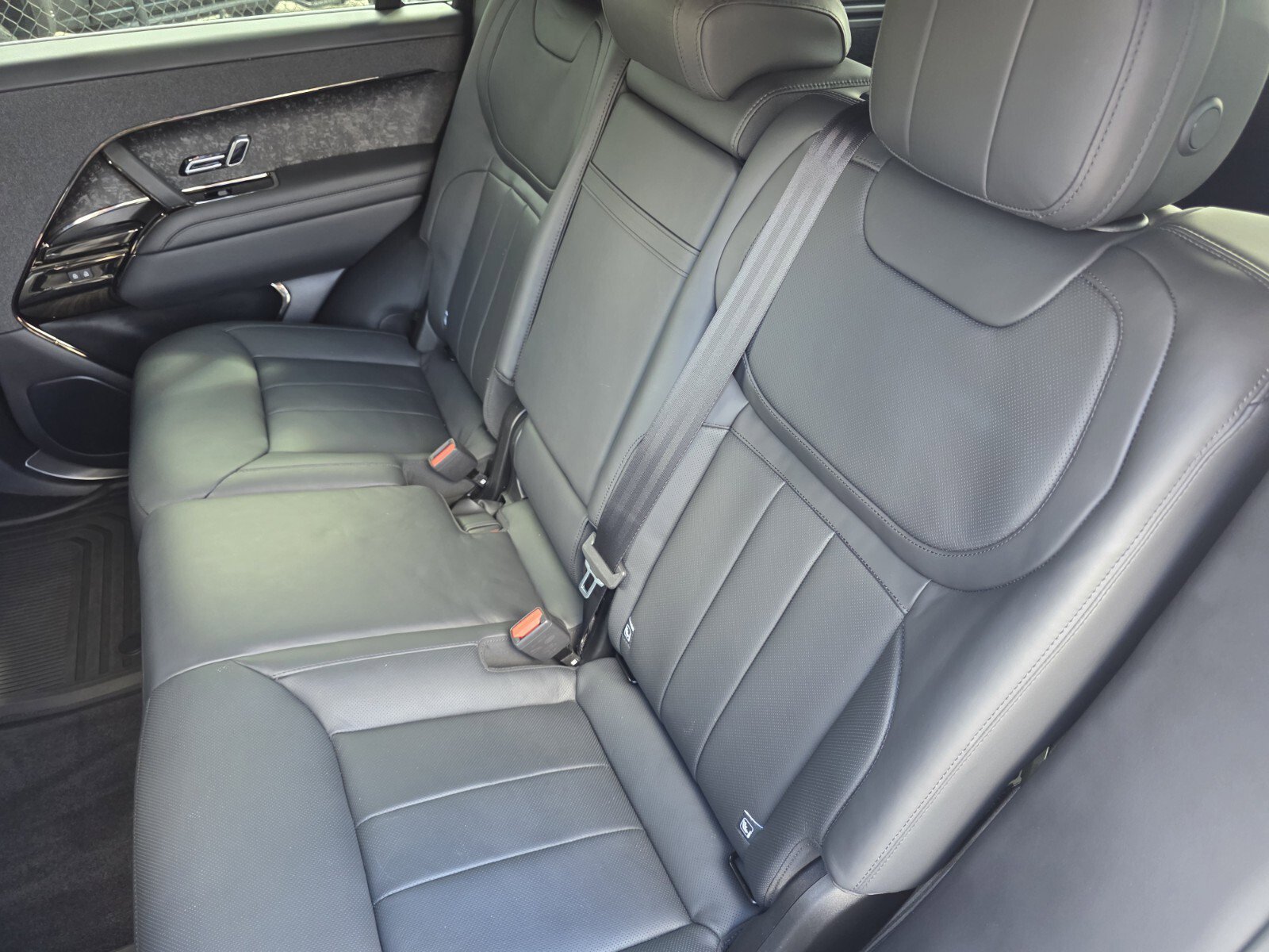 Certified 2023 Land Rover Range Rover Sport SE Dynamic image 16