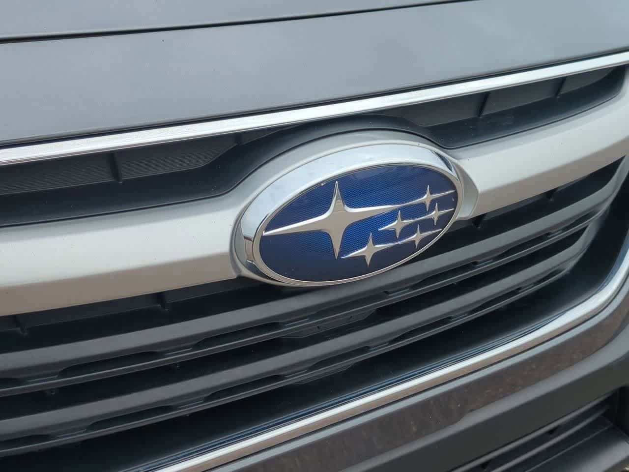 Used 2022 Subaru Outback Premium image 11