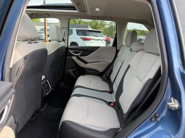 Used 2022 Subaru Forester Premium AWD/4WD image 14