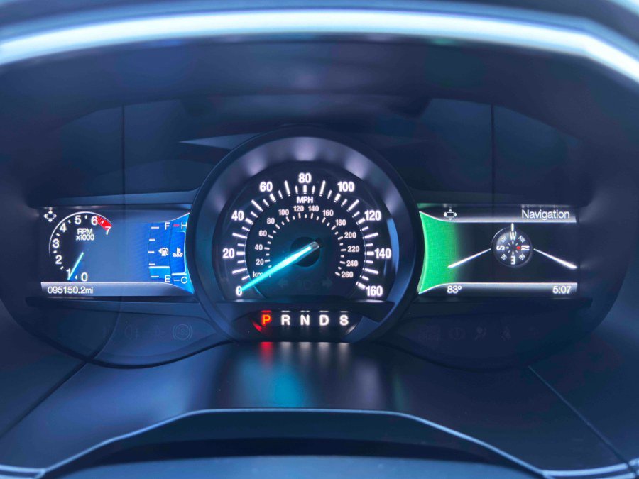 Used 2015 Ford Edge SEL w/ Equipment Group 201A image 21