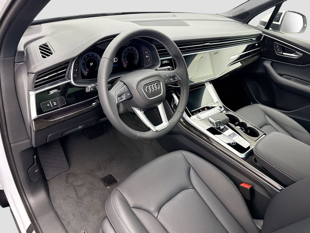 Used 2026 Audi Q7 3.0T Premium Plus w/ Premium Plus Package AWD/4WD image 9
