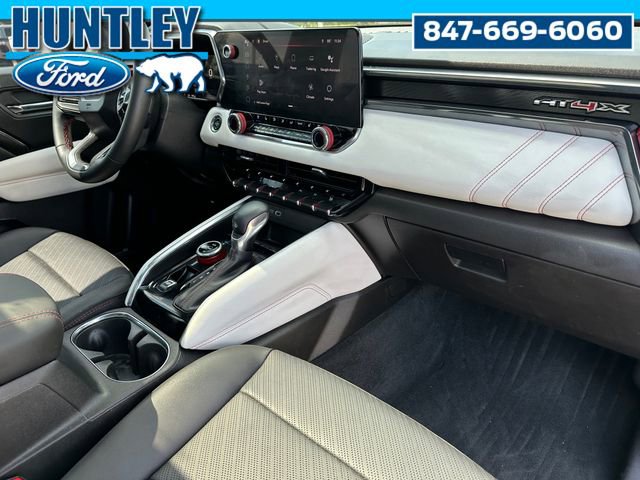 Used 2023 GMC Canyon AT4X image 11