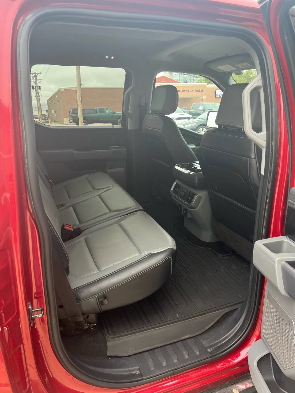 Used 2023 Ford F150 Lariat w/ Equipment Group 502A High image 7