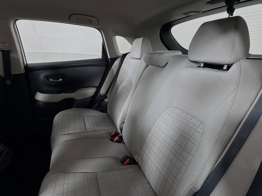 Certified 2024 Honda HR-V LX image 32