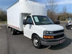 Used 2016 Chevrolet Express 3500 RWD image 2