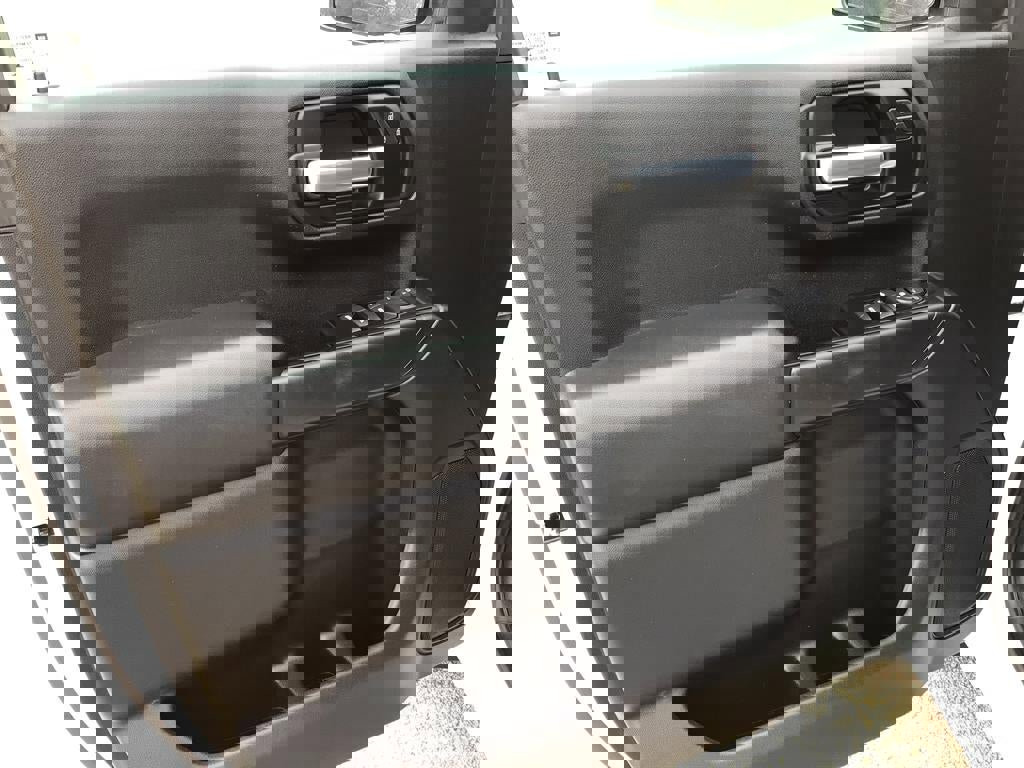 Used 2023 Chevrolet Silverado 1500 Custom Trail Boss image 26