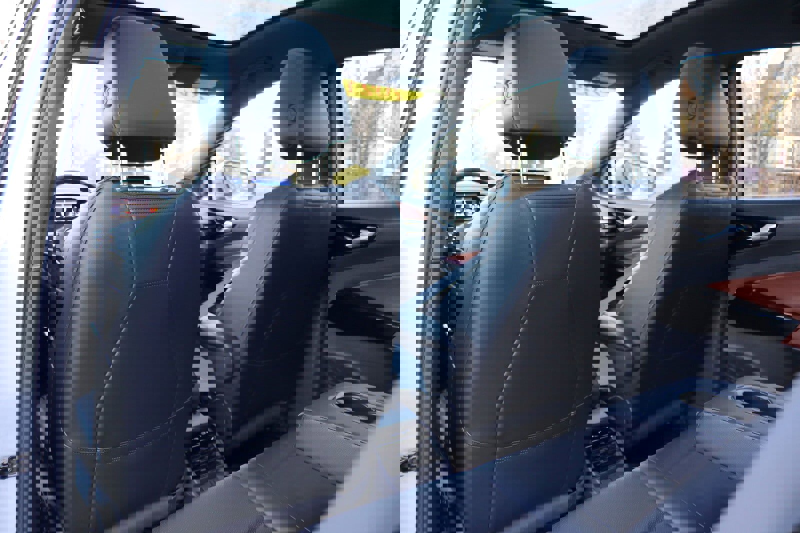 Used 2021 Volkswagen ID.4 Pro S w/ Gradient Package image 13