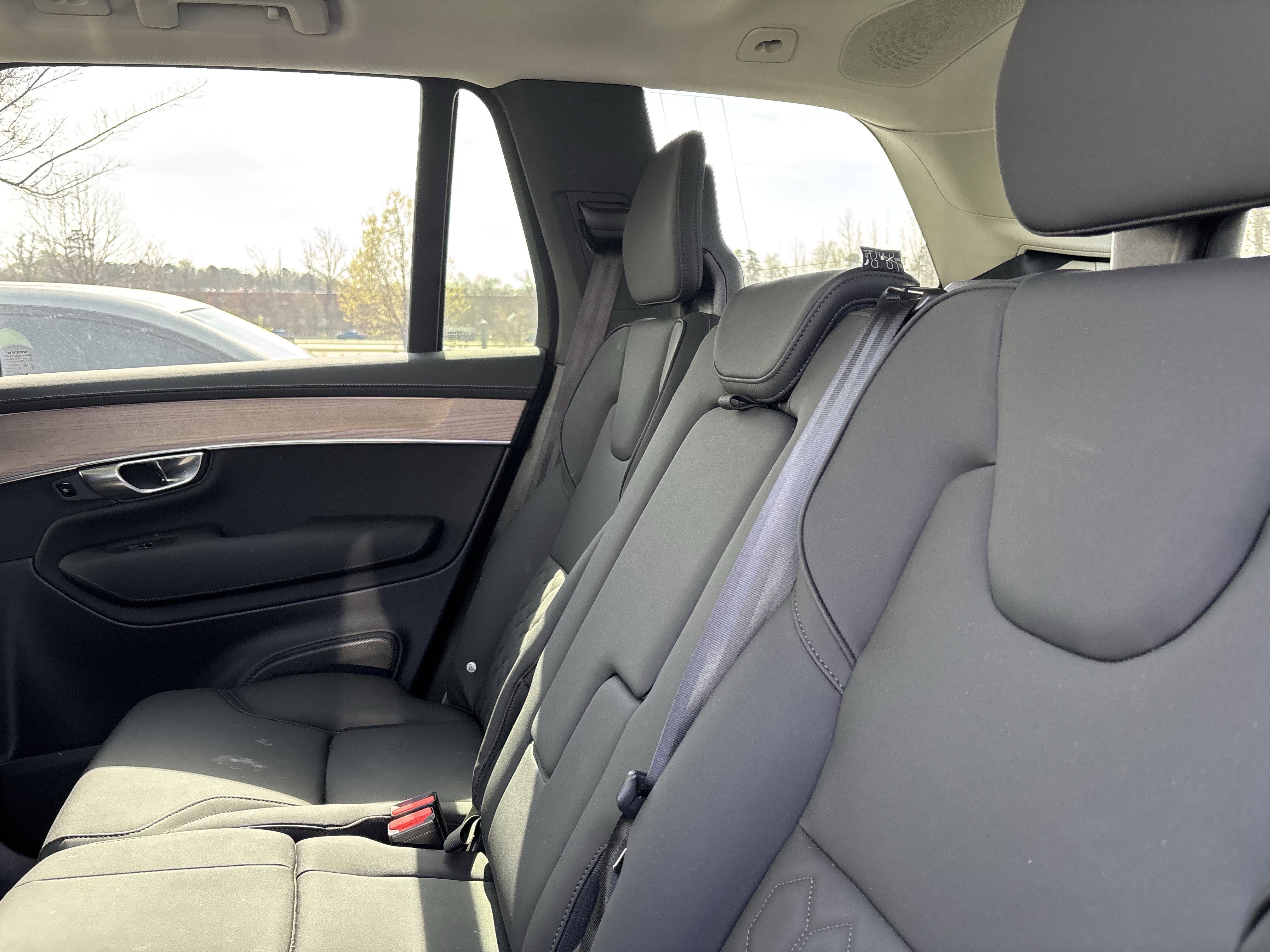 Used 2025 Volvo XC90 B6 Plus w/ Protection Package Premier image 35