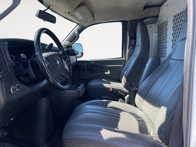 Used 2021 Chevrolet Express 2500 Work Van w/ Driver Convenience Package image 9