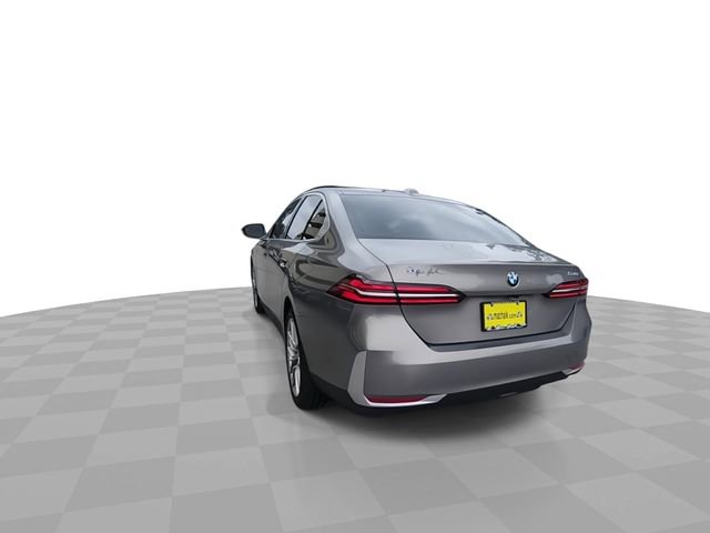 Used 2024 BMW 530i RWD image 7