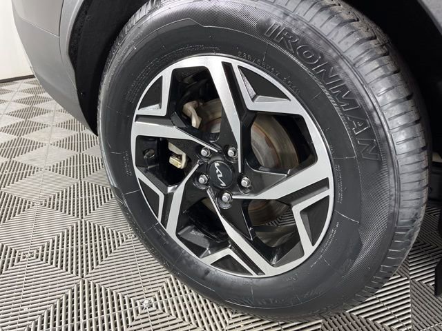 Used 2023 Kia Sportage LX FWD image 16