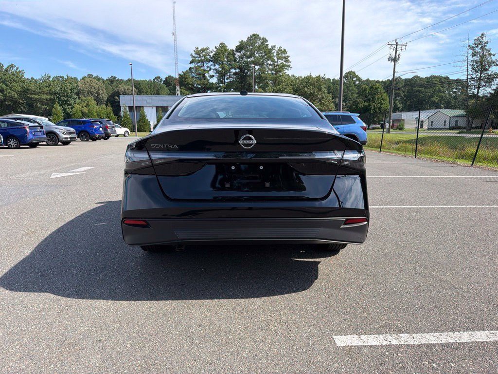 New 2027 Nissan Sentra S w/ Floor Mat Package FWD image 5