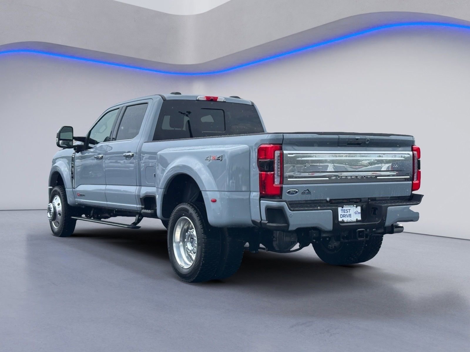 Used 2024 Ford F450 Platinum AWD/4WD image 6