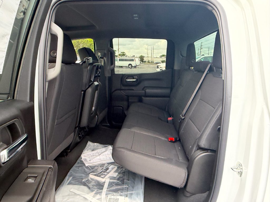 New 2026 Chevrolet Silverado 1500 Custom AWD/4WD image 10