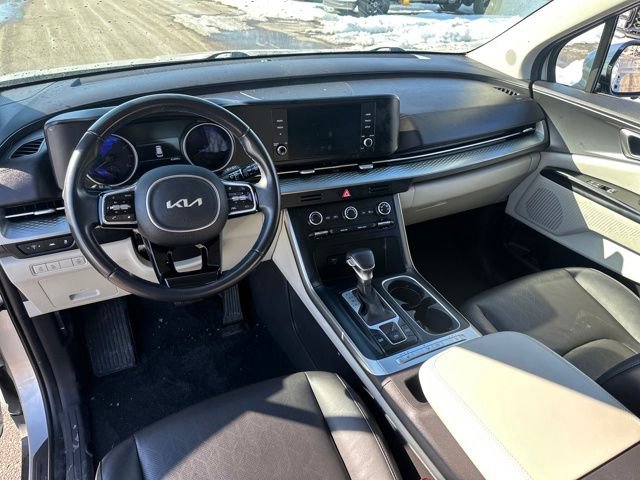 Used 2022 Kia Carnival LX image 26