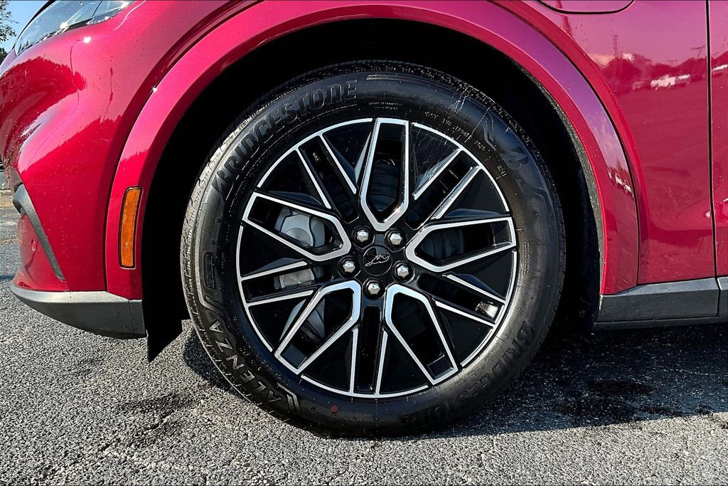 New 2025 Ford Mustang Mach-E Premium image 12